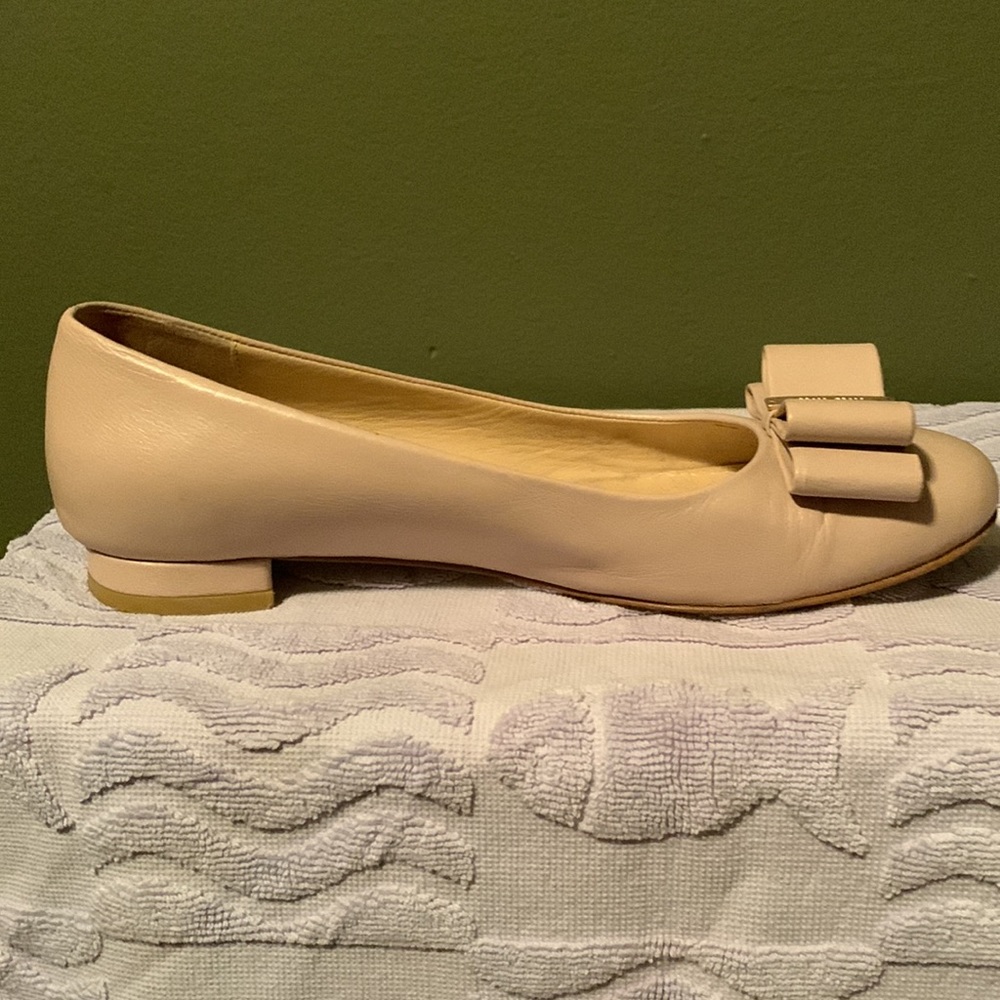 Designer Miu Miu Flats With Bows, Size 39, Nude C… - image 5